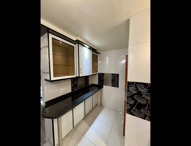 2 BEDROOM APARTMENT FOR SALE IN SHERWOOD